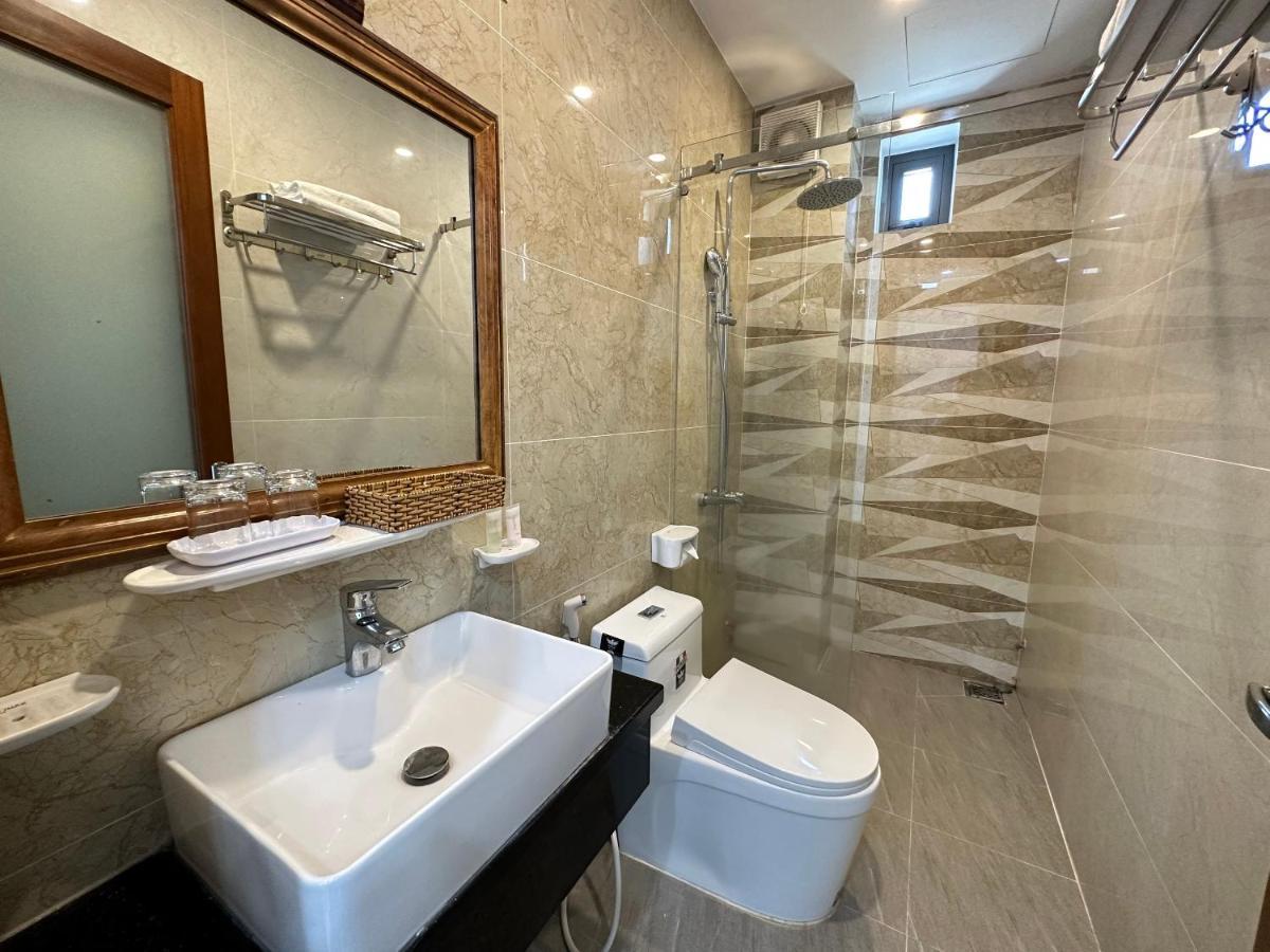 The Land Hotel & Apartment Вунг Тау Екстериор снимка