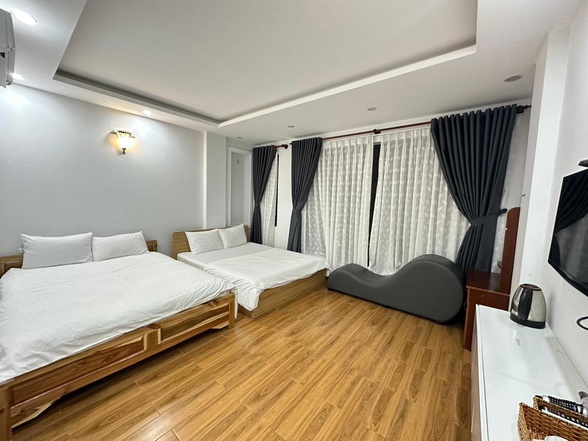 The Land Hotel & Apartment Вунг Тау Екстериор снимка